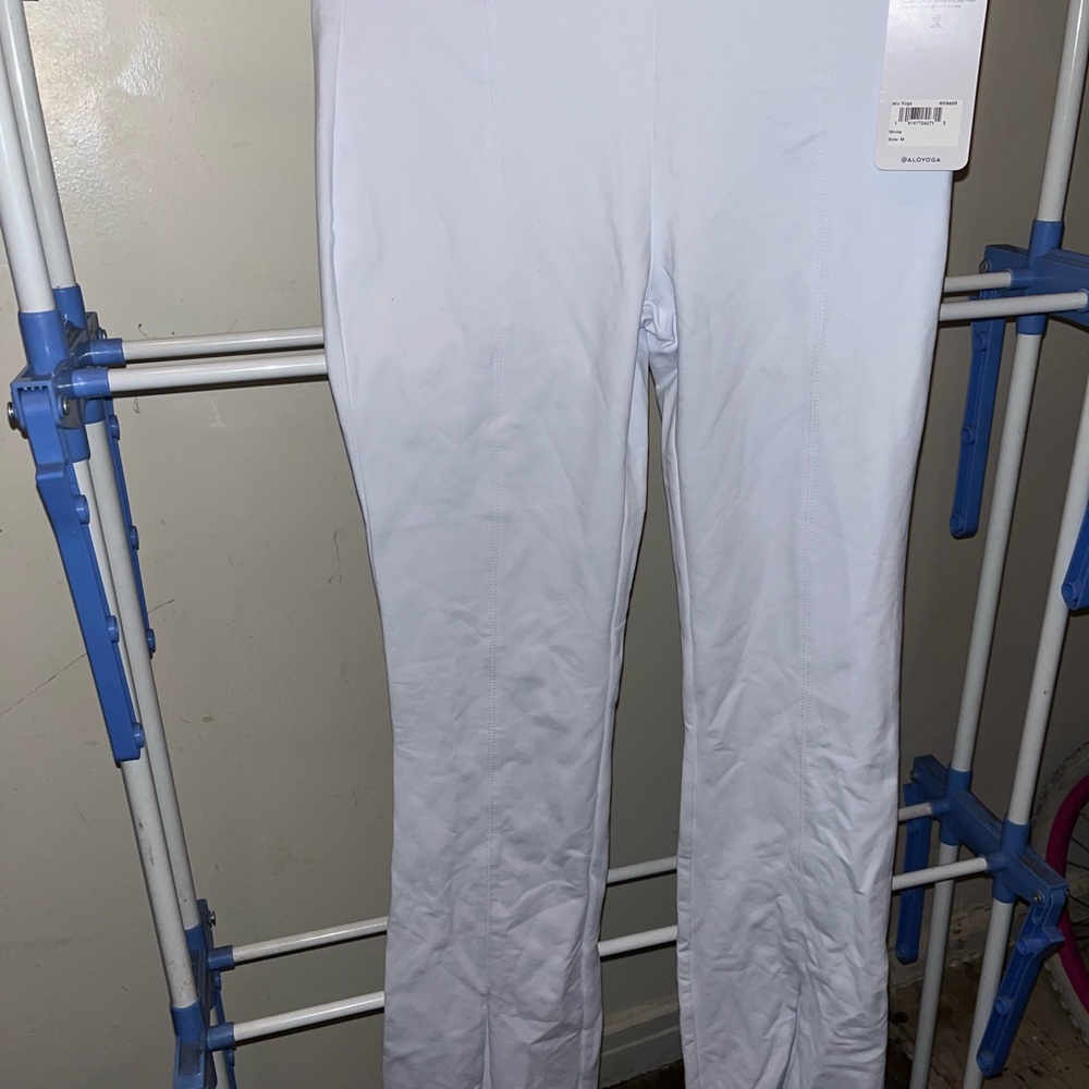 ALO Yoga White High-Waist Flutter Legging